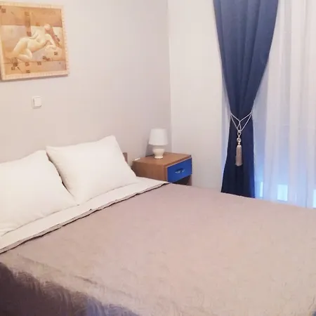 Pantheon Deluxe Appartement *